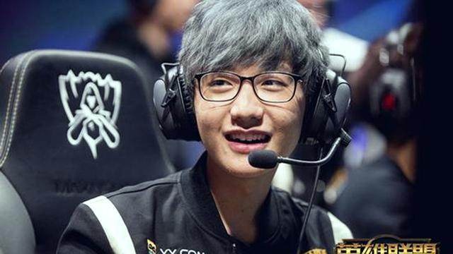 杨毅：给追梦一级恶犯看上去比技犯重但NBA规则两个犯规不叠加 追梦能继续打
