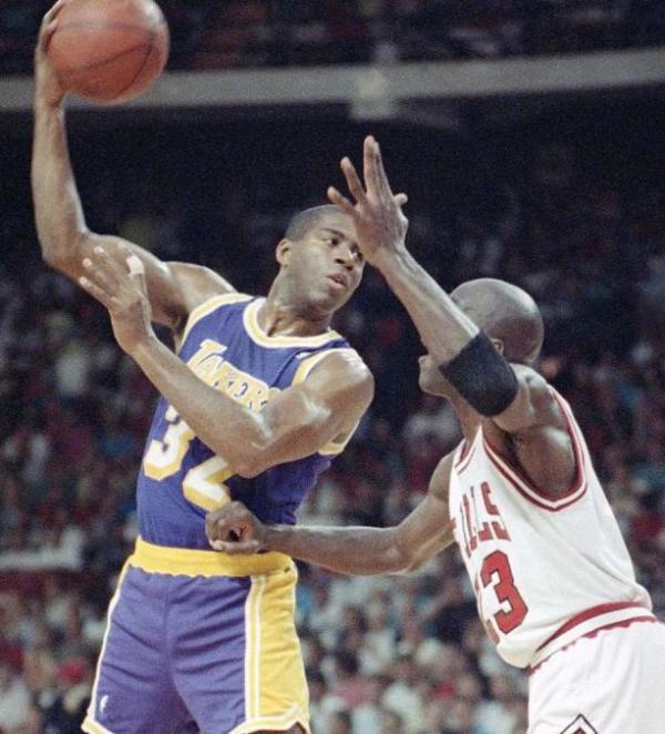 萨里等多位 萨里等多位