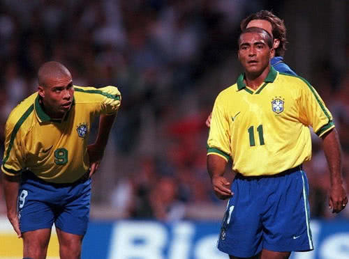 访中表示 访中表示