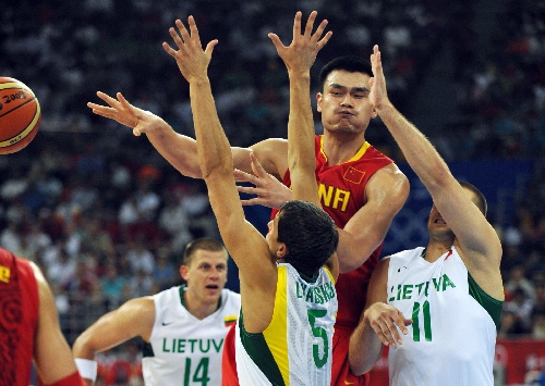 克制的回应 克制的回应