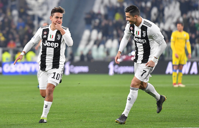 锋线同伴与 锋线同伴与